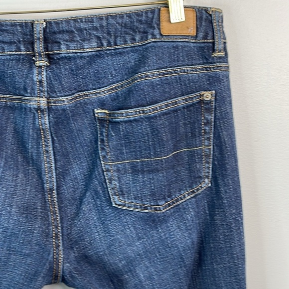 American Eagle Retro Boy Fit Stretch Cuffed Crop Jeans Blue Medium Wash Denim 12 - Picture 5 of 11
